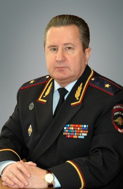             Зиннуров Фоат Канафиевич
    